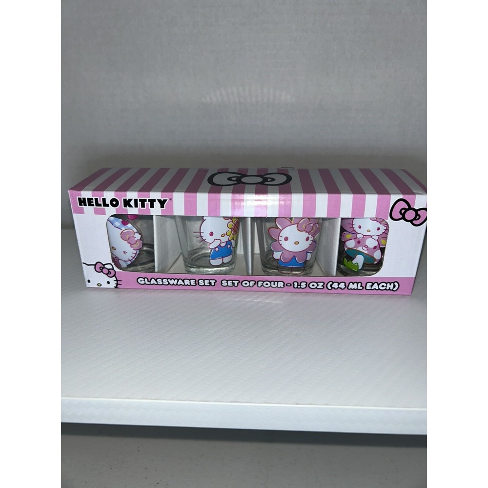 NEW Hello Kitty & Friends Glassware SET OF 4 1.5 Oz Glasses Multicolor